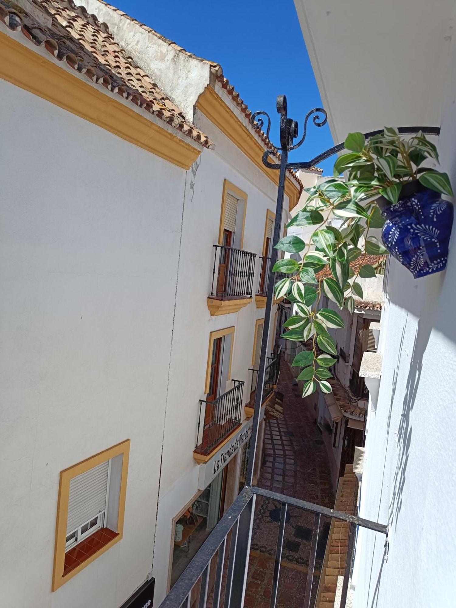Acogedor Apt En Casco Historico มาร์เบยา ภายนอก รูปภาพ